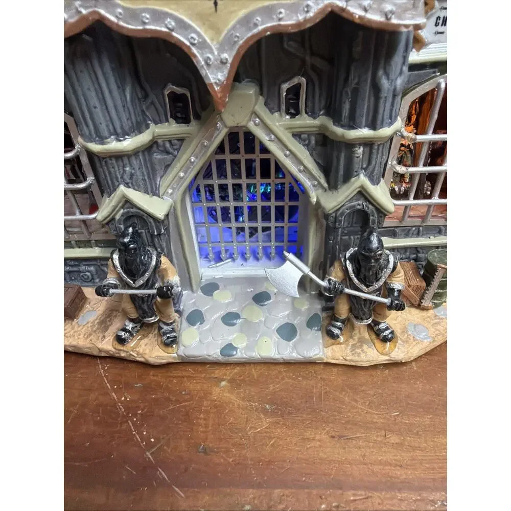 Lemax Spooky Town Dr. Stretch N. Pull’s Torture Factory -please Read